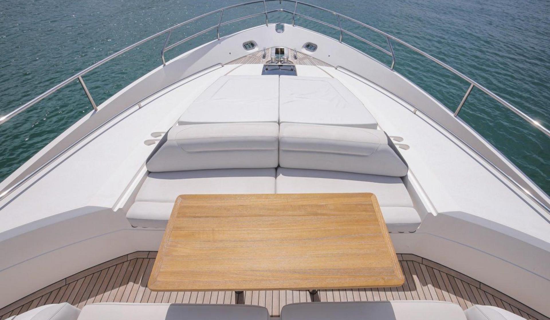 Princess P82 - Photo 13