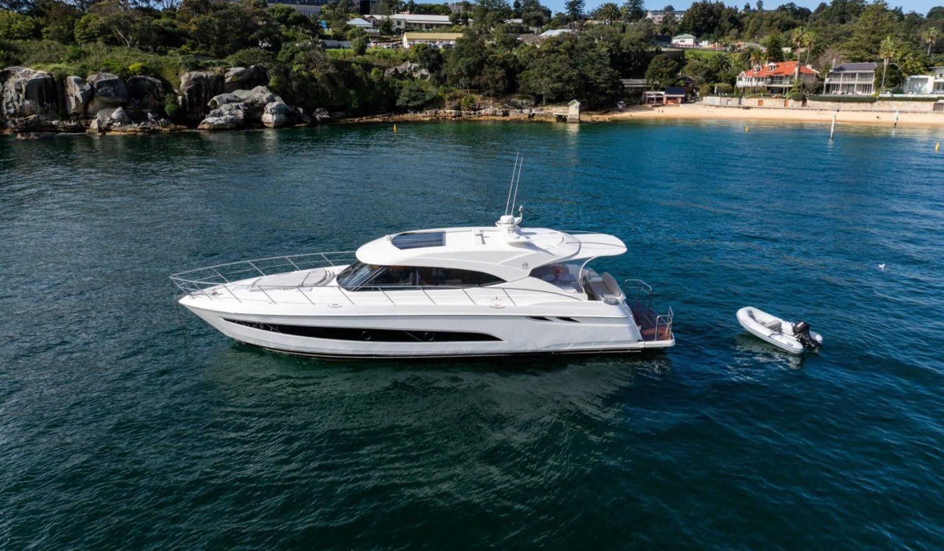 Riviera 5400 Sport Yacht - Photo 13