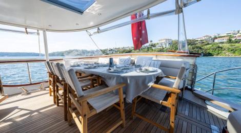 CRN Motor Yacht 95 Hiilani - Thumbnail 27