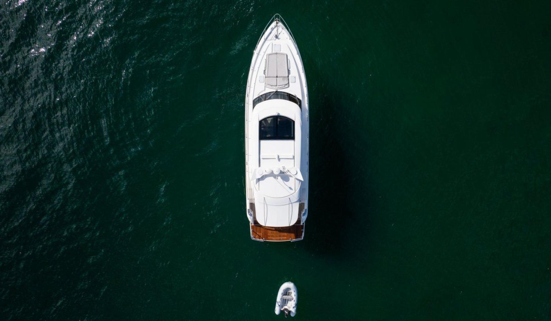 Riviera 5400 Sport Yacht - Photo 14