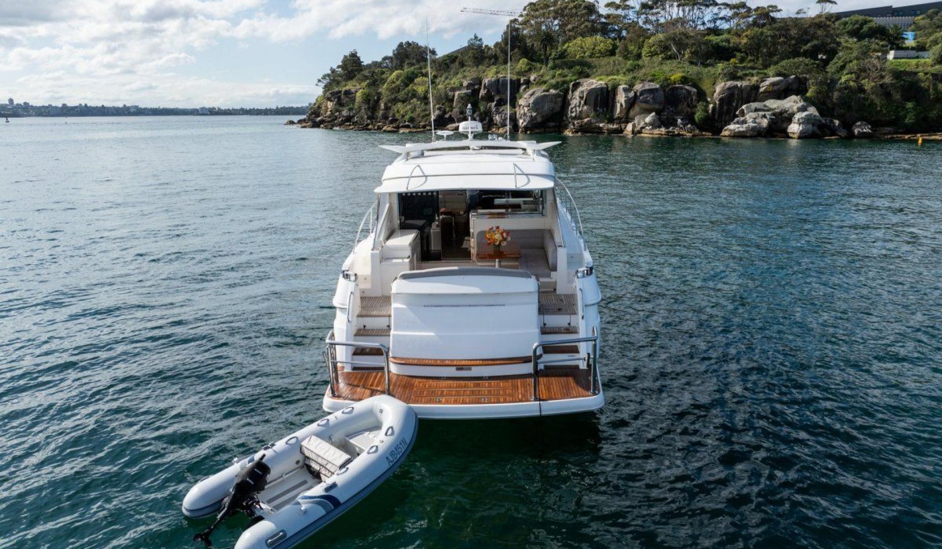 Riviera 5400 Sport Yacht - Photo 15