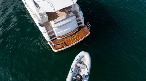 Riviera 5400 Sport Yacht - Thumbnail 49