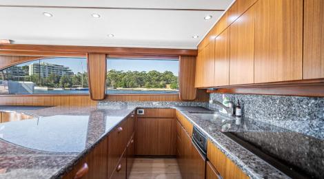 Viking 60 Convertible - Thumbnail 24