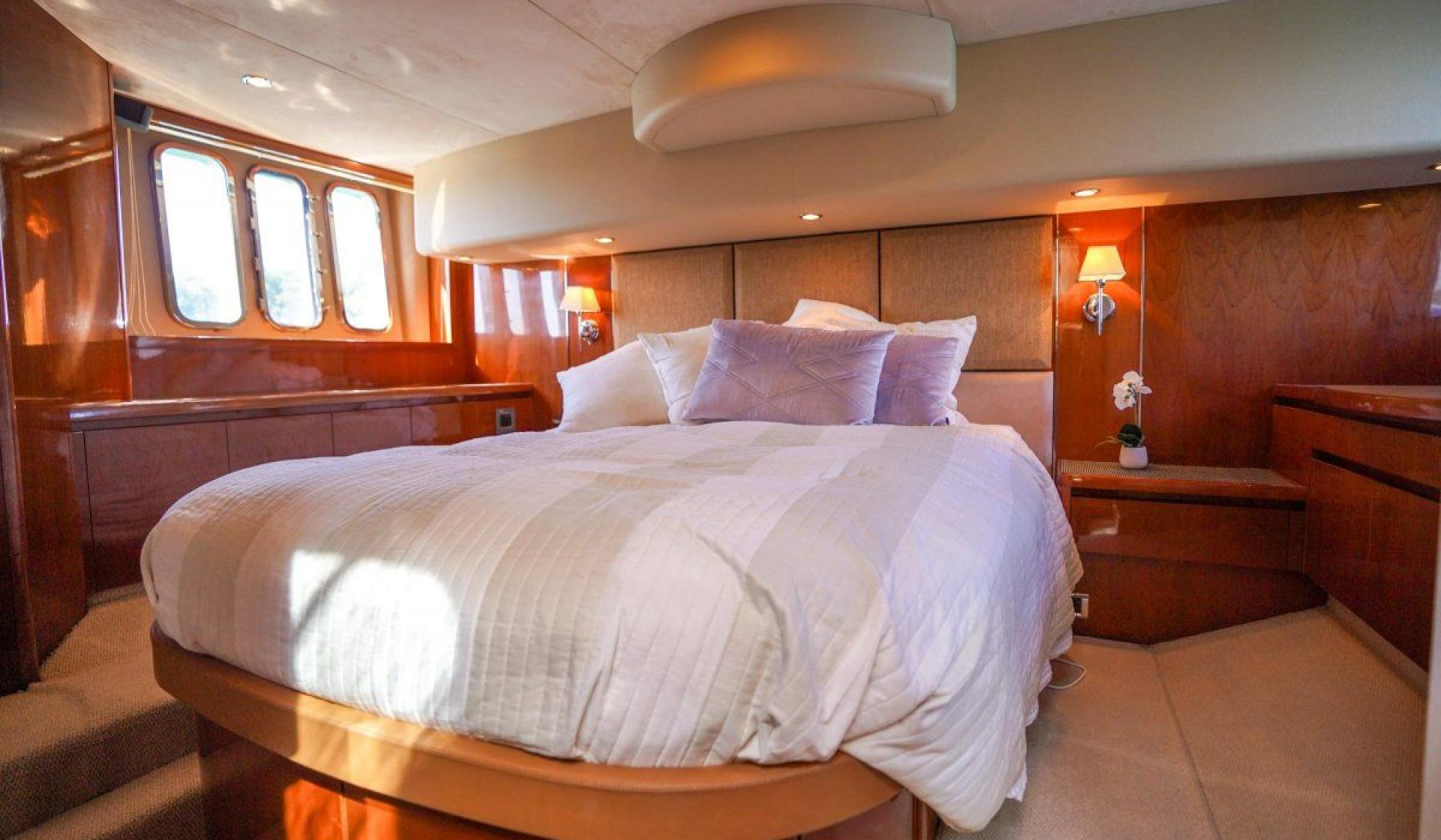 Princess 58 Flybridge - Photo 23