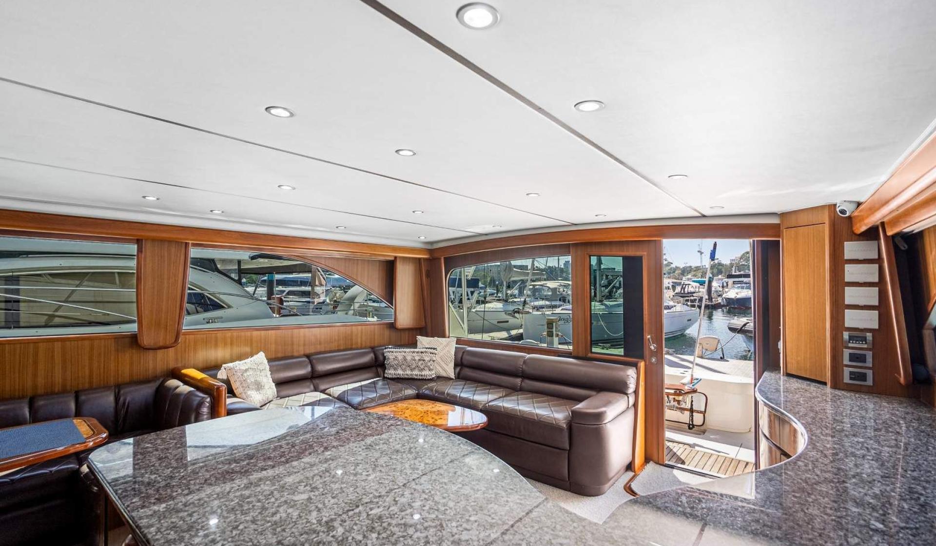 Viking 60 Convertible - Photo 24