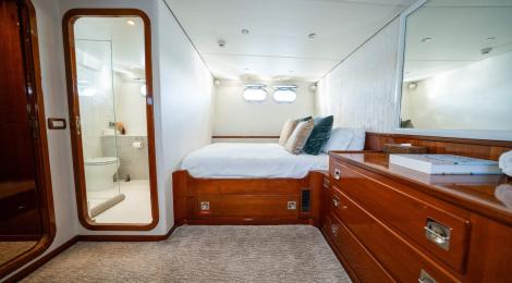 CRN Motor Yacht 95 Hiilani - Thumbnail 27