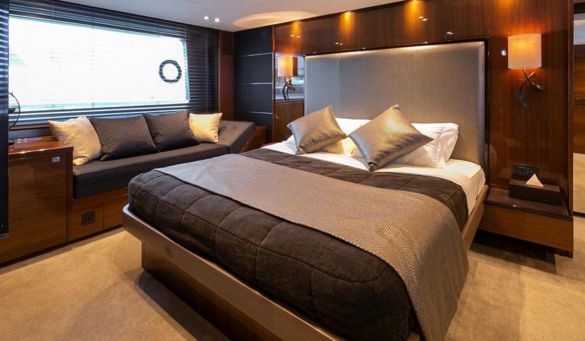 Princess P82 - Photo 26