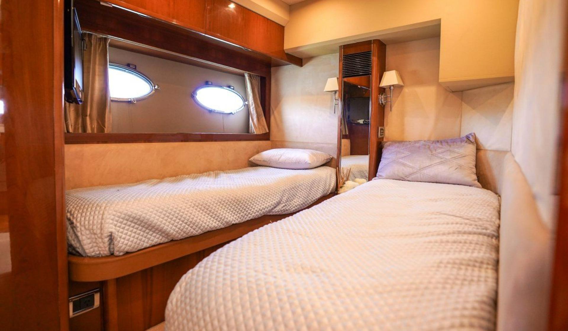 Princess 58 Flybridge - Photo 25