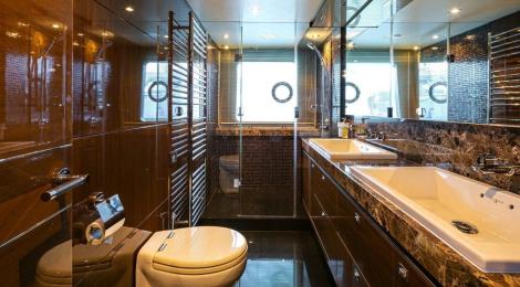 Princess P82 - Thumbnail 36