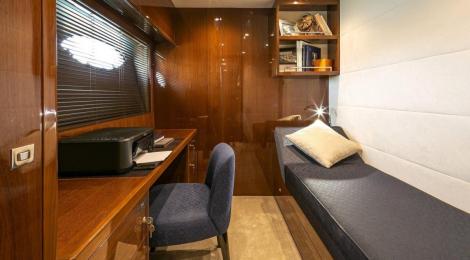 Princess P82 - Thumbnail 36