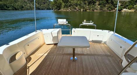 Bella Vita - Riviera 47 Flybridge Convertible 2005 Model - Thumbnail 27