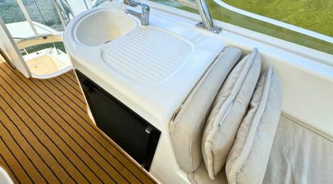 Bella Vita - Riviera 47 Flybridge Convertible 2005 Model - Thumbnail 27