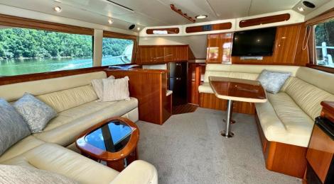 Bella Vita - Riviera 47 Flybridge Convertible 2005 Model - Thumbnail 27