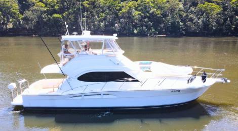 Bella Vita - Riviera 47 Flybridge Convertible 2005 Model - Thumbnail 27