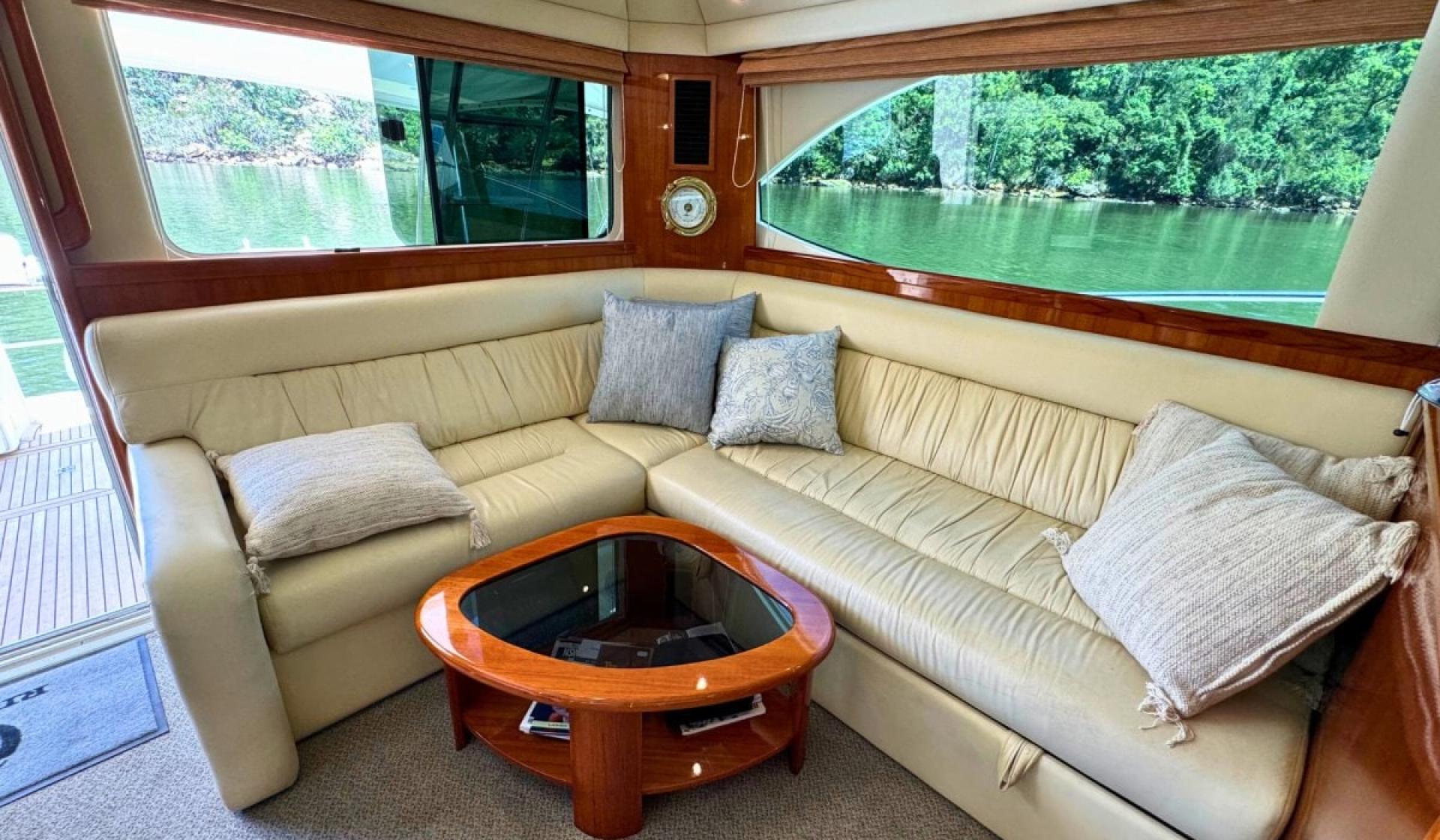 Bella Vita - Riviera 47 Flybridge Convertible 2005 Model - Photo 7