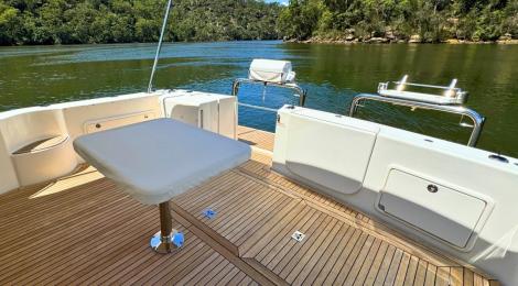 Bella Vita - Riviera 47 Flybridge Convertible 2005 Model - Thumbnail 27