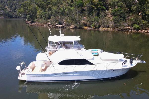 Riviera 47 Flybridge Convertible 2005 Model