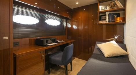 Princess P82 - Thumbnail 36