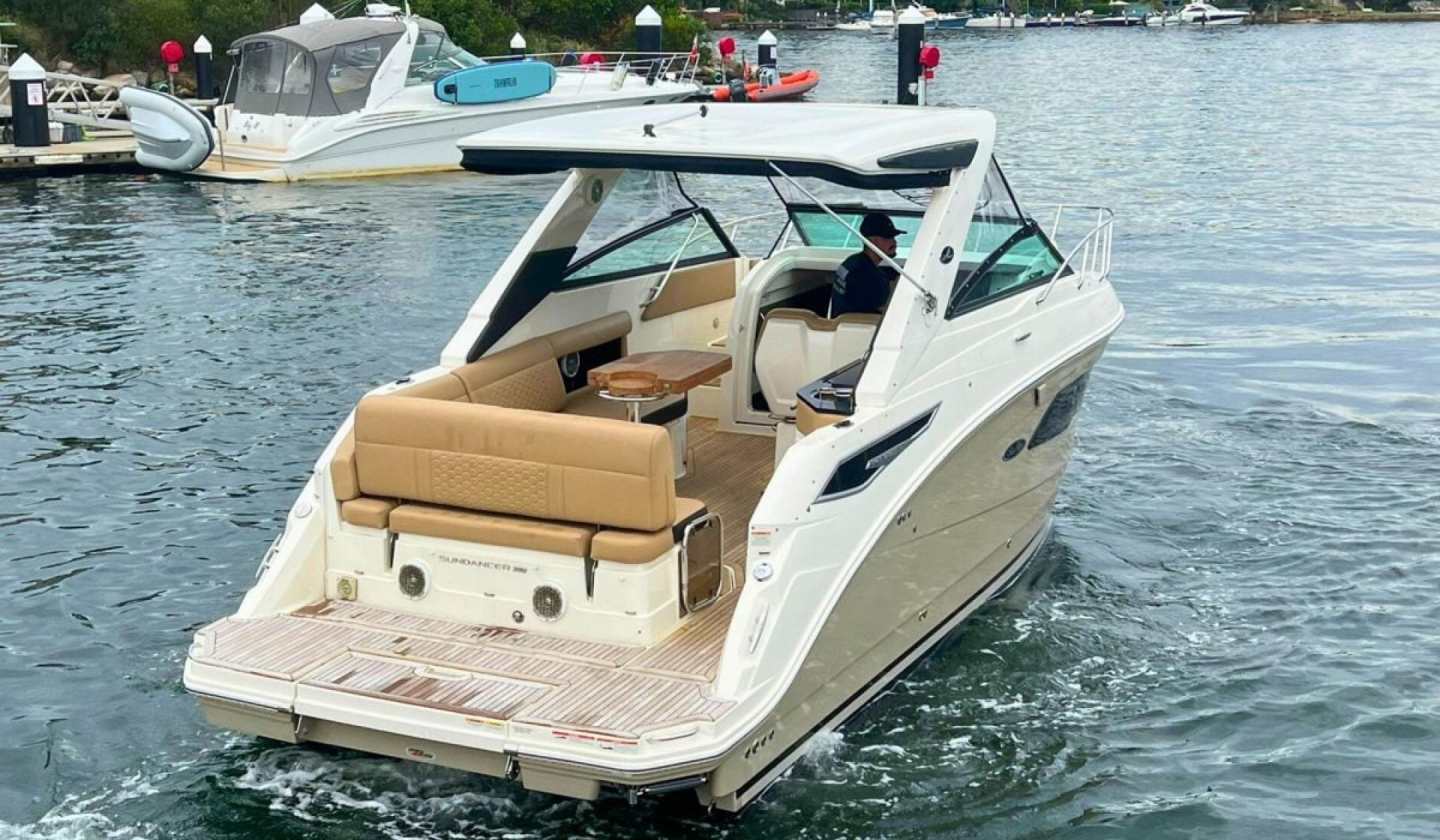 Sea Ray 290 Sundancer - Photo 11
