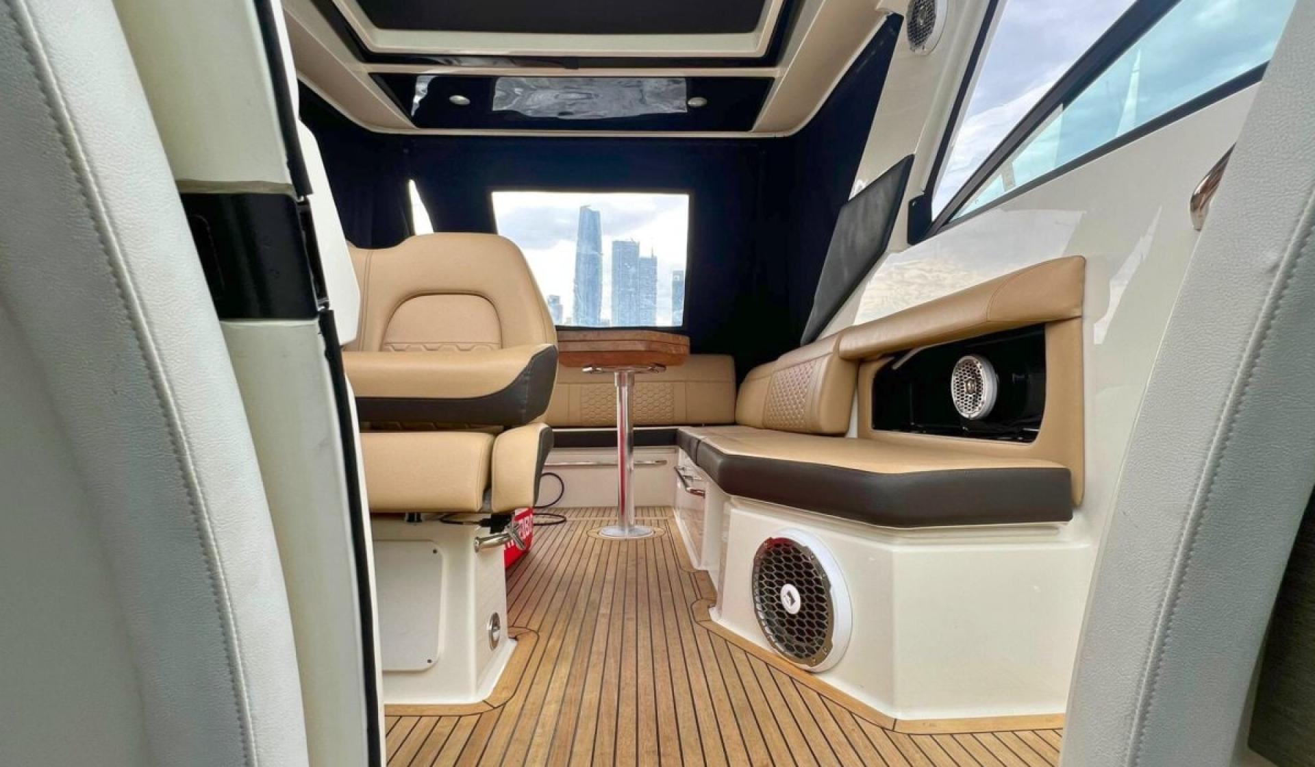 Sea Ray 290 Sundancer - Photo 8