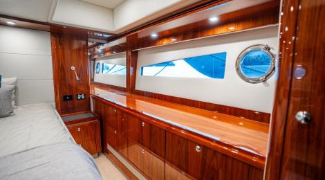 Riviera 5400 Sport Yacht - Thumbnail 49