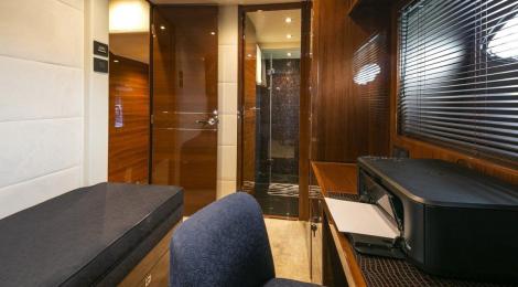 Princess P82 - Thumbnail 36