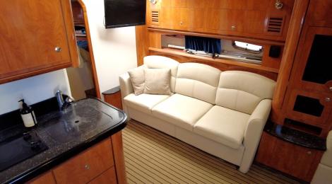 Four Winns Vista 378 AVAILABLE NOW - Thumbnail 23