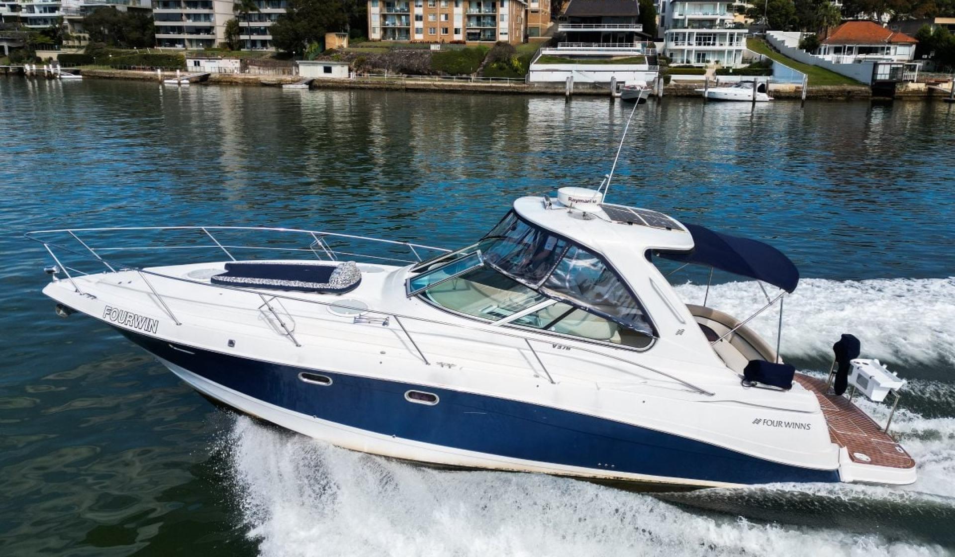 Four Winns Vista 378 AVAILABLE NOW - Photo 16