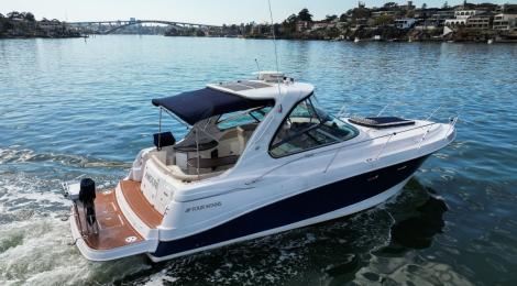 Four Winns Vista 378 AVAILABLE NOW - Thumbnail 23