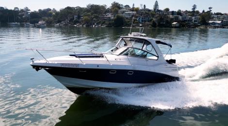 Four Winns Vista 378 AVAILABLE NOW - Thumbnail 23