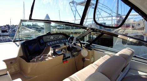 Four Winns Vista 378 AVAILABLE NOW - Thumbnail 23