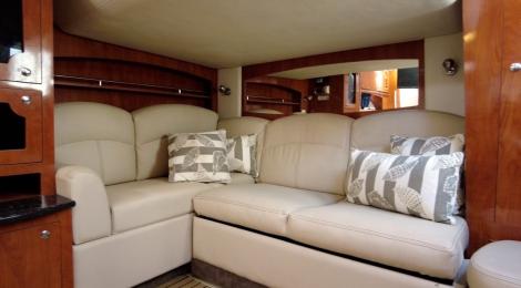 Four Winns Vista 378 AVAILABLE NOW - Thumbnail 23