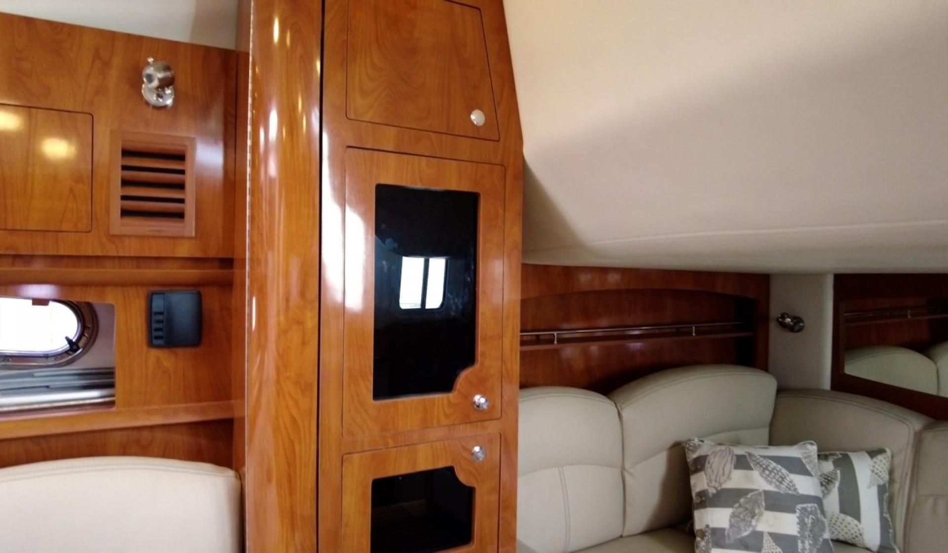 Four Winns Vista 378 AVAILABLE NOW - Photo 9