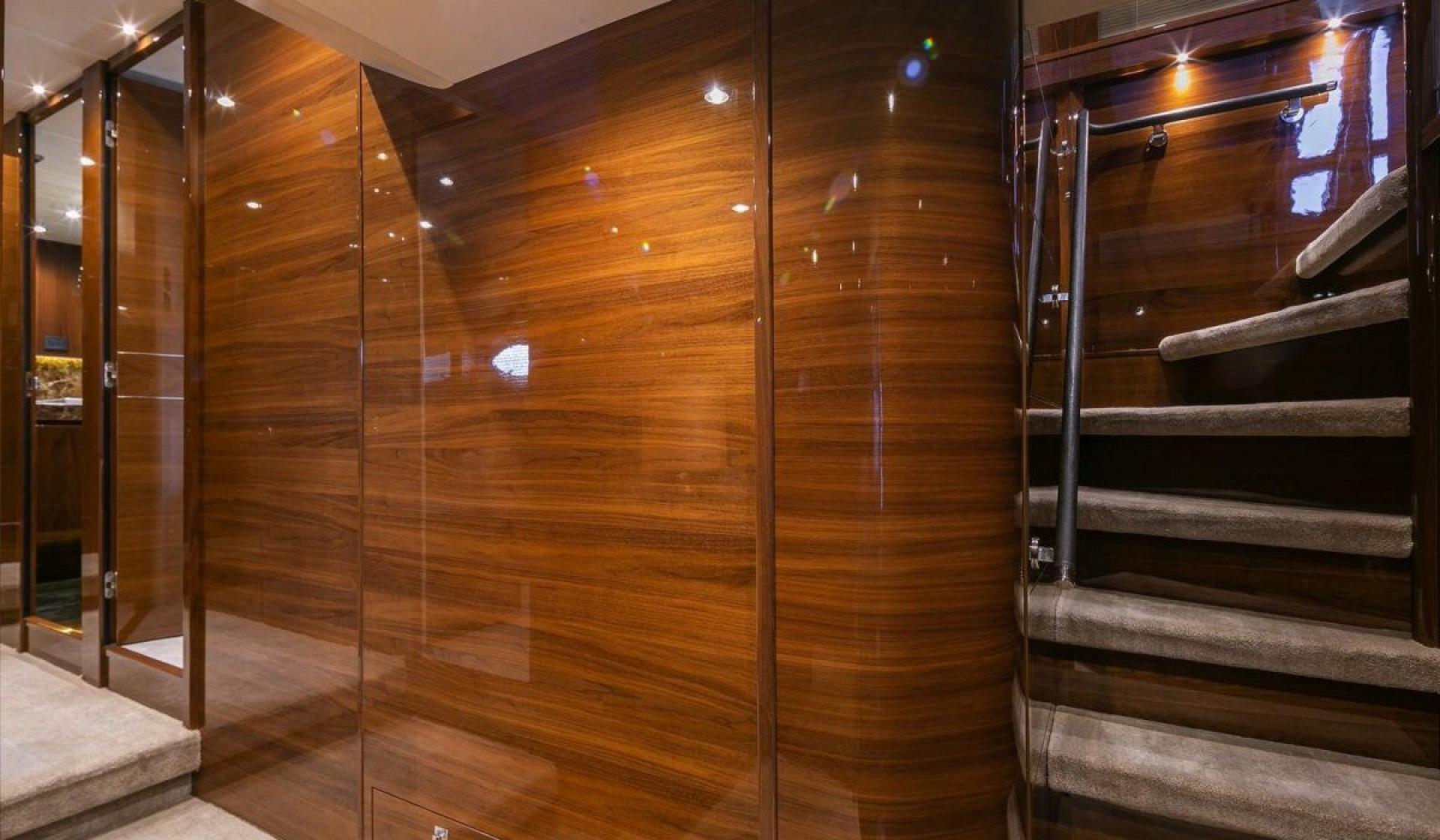 Princess P82 - Photo 19