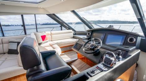 Riviera 5400 Sport Yacht - Thumbnail 49