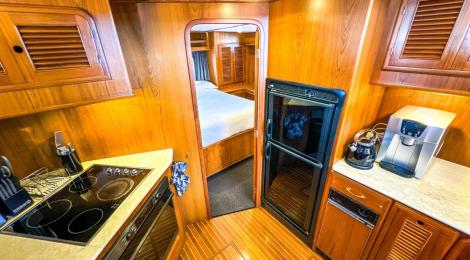 Serenity - Trader 535 Sunliner - Thumbnail 17