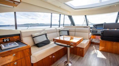 Riviera 5400 Sport Yacht - Thumbnail 49