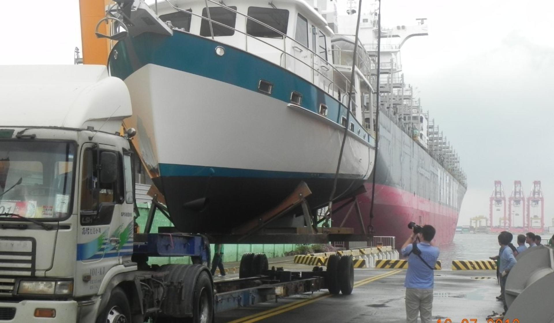 MY Lindavia - Kadey Krogen 44 - Photo 12