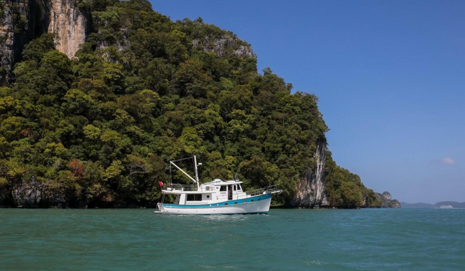 MY Lindavia - Kadey Krogen 44 - Photo 15