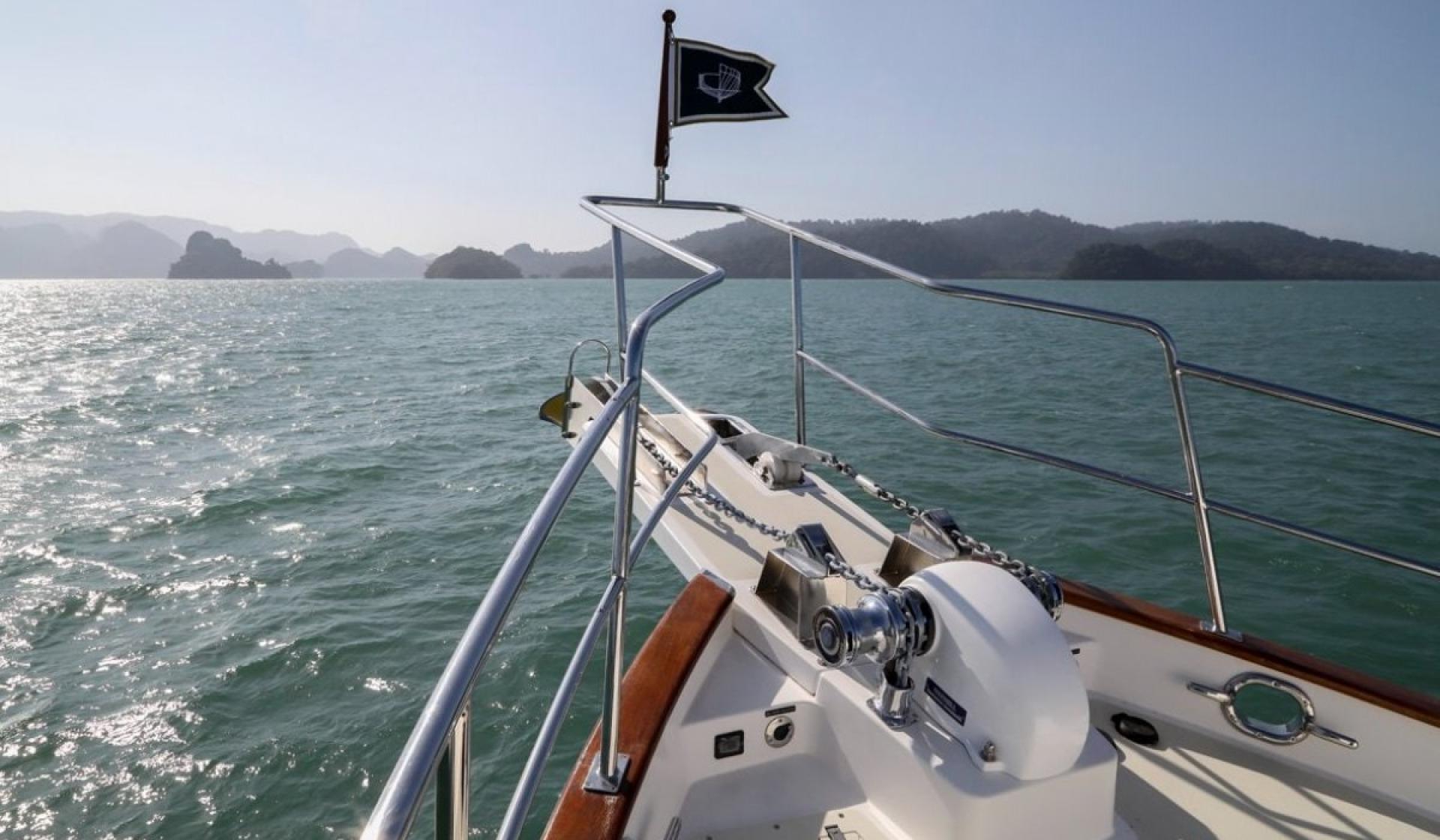 MY Lindavia - Kadey Krogen 44 - Photo 16