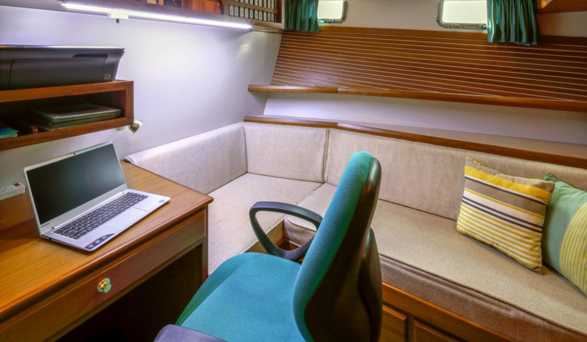 MY Lindavia - Kadey Krogen 44 - Photo 5