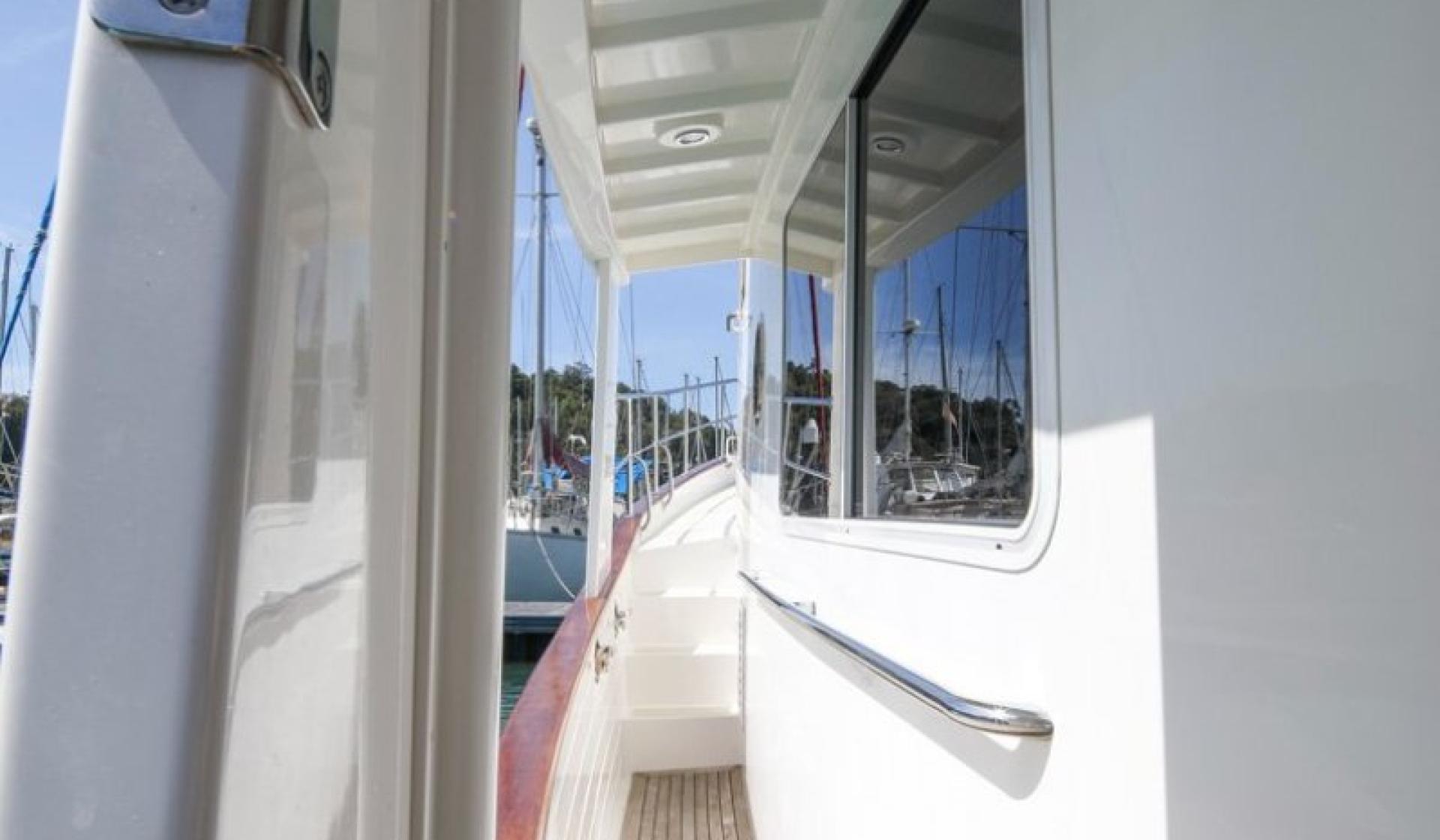 MY Lindavia - Kadey Krogen 44 - Photo 9