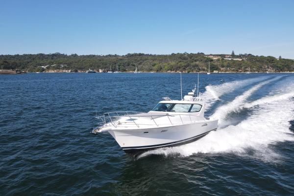 Riviera 4000 Offshore