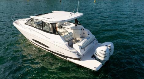 Regal 36 XO 2021 Model - Thumbnail 48