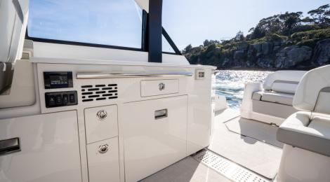 Regal 36 XO 2021 Model - Thumbnail 48