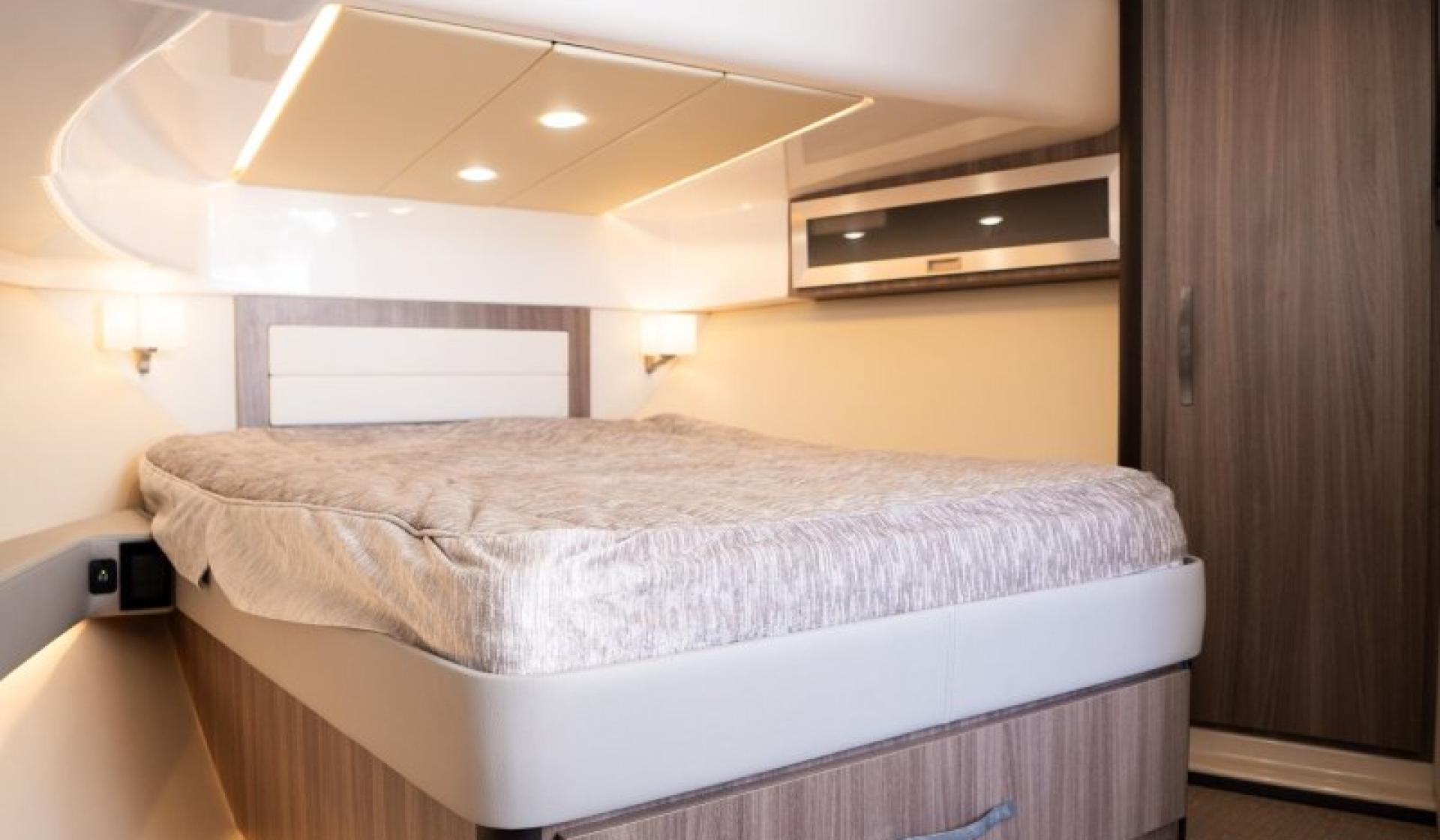 Regal 36 XO 2021 Model - Photo 43