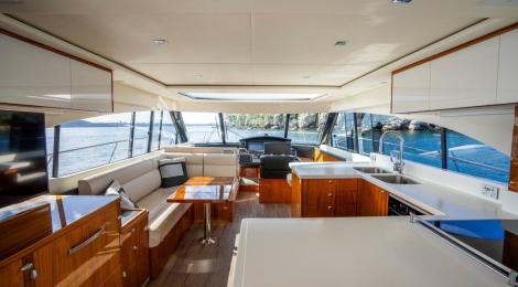 Riviera 5400 Sport Yacht - Thumbnail 49
