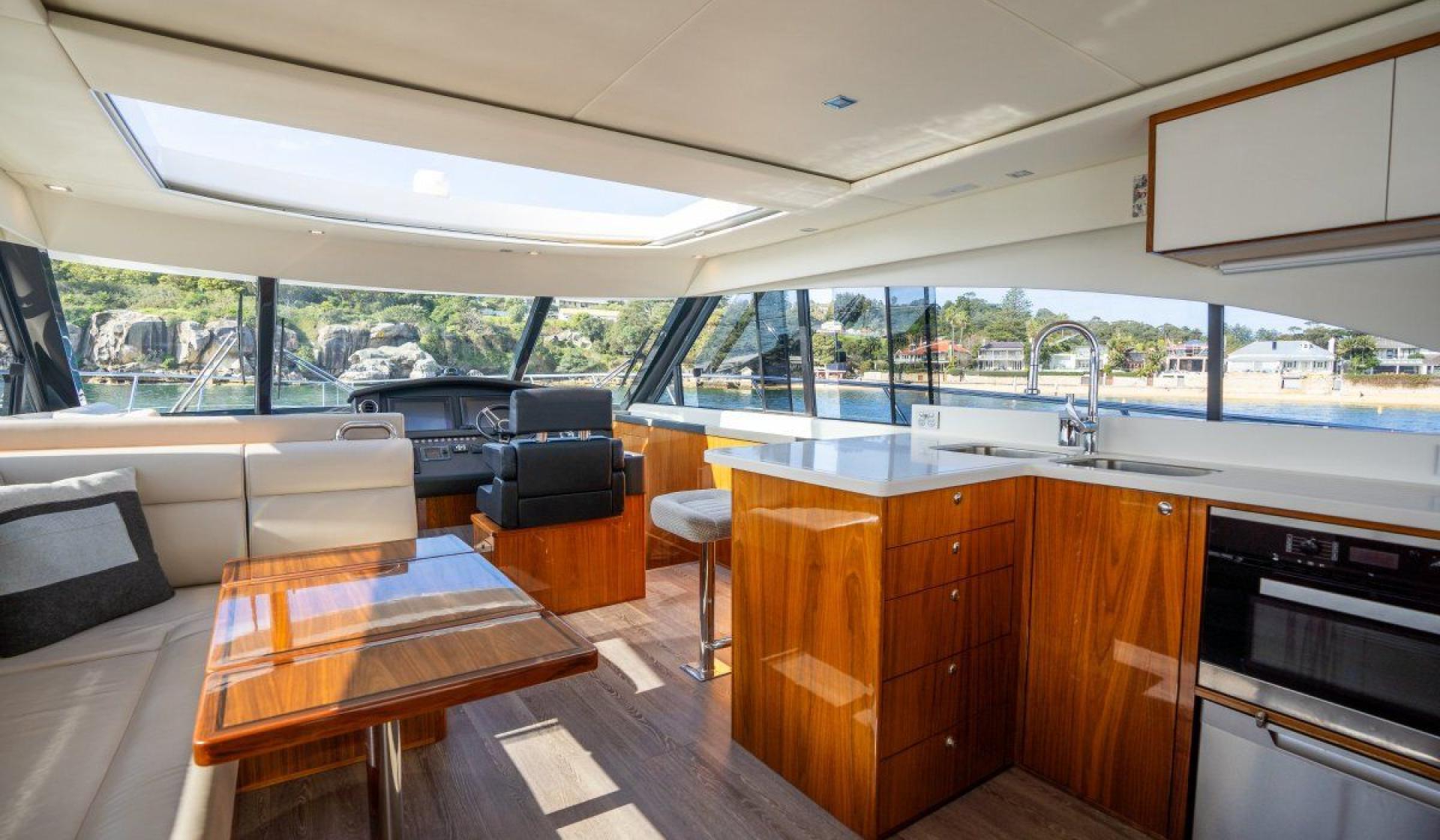 Riviera 5400 Sport Yacht - Photo 45