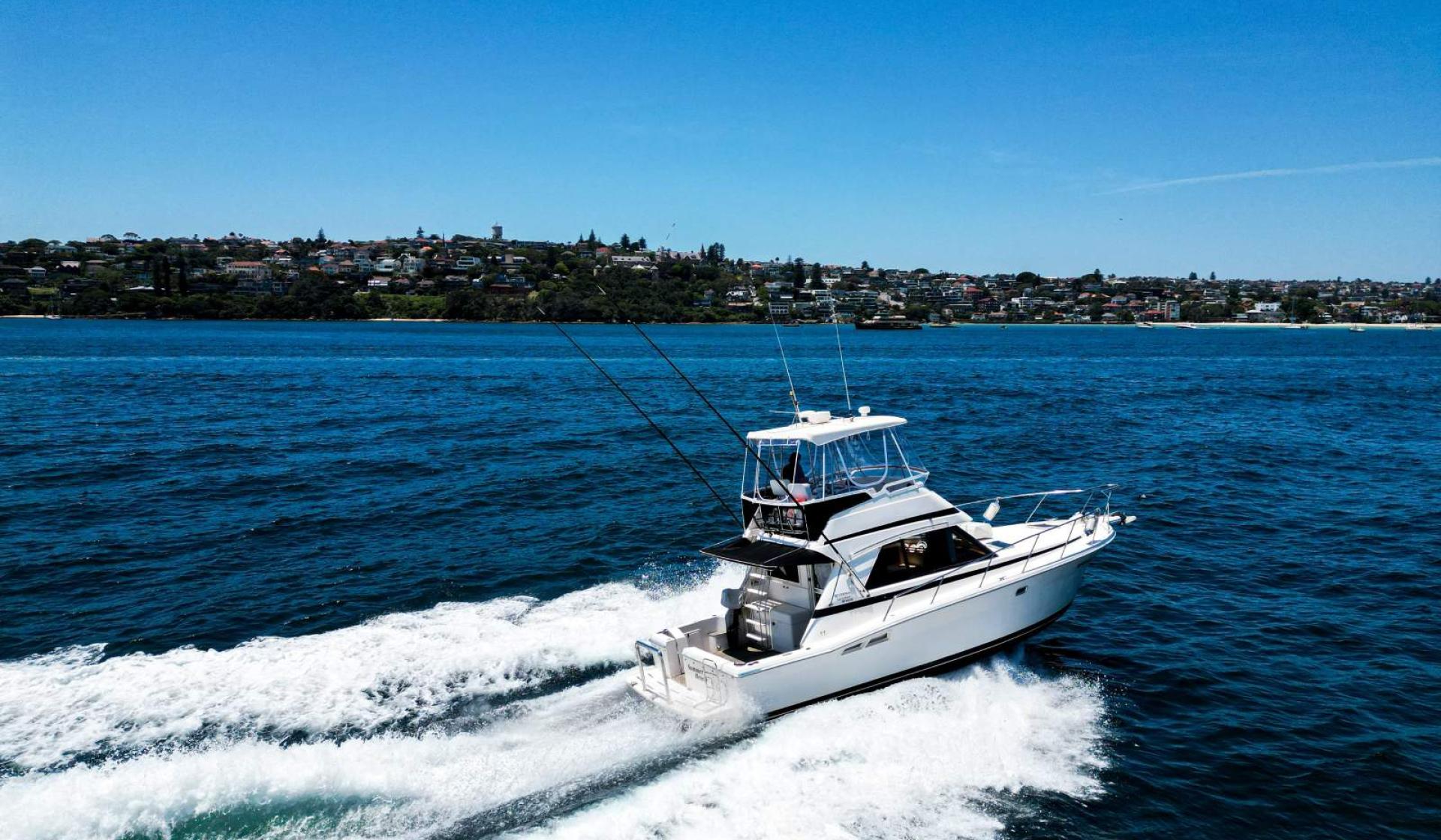 Riviera 36 Flybridge 1996 Model - Photo 13