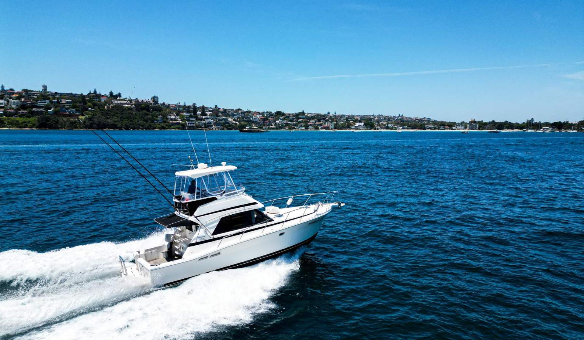 Riviera 36 Flybridge 1996 Model - Photo 15